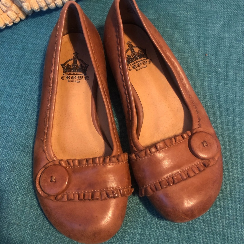 Crown vintage leather shoes